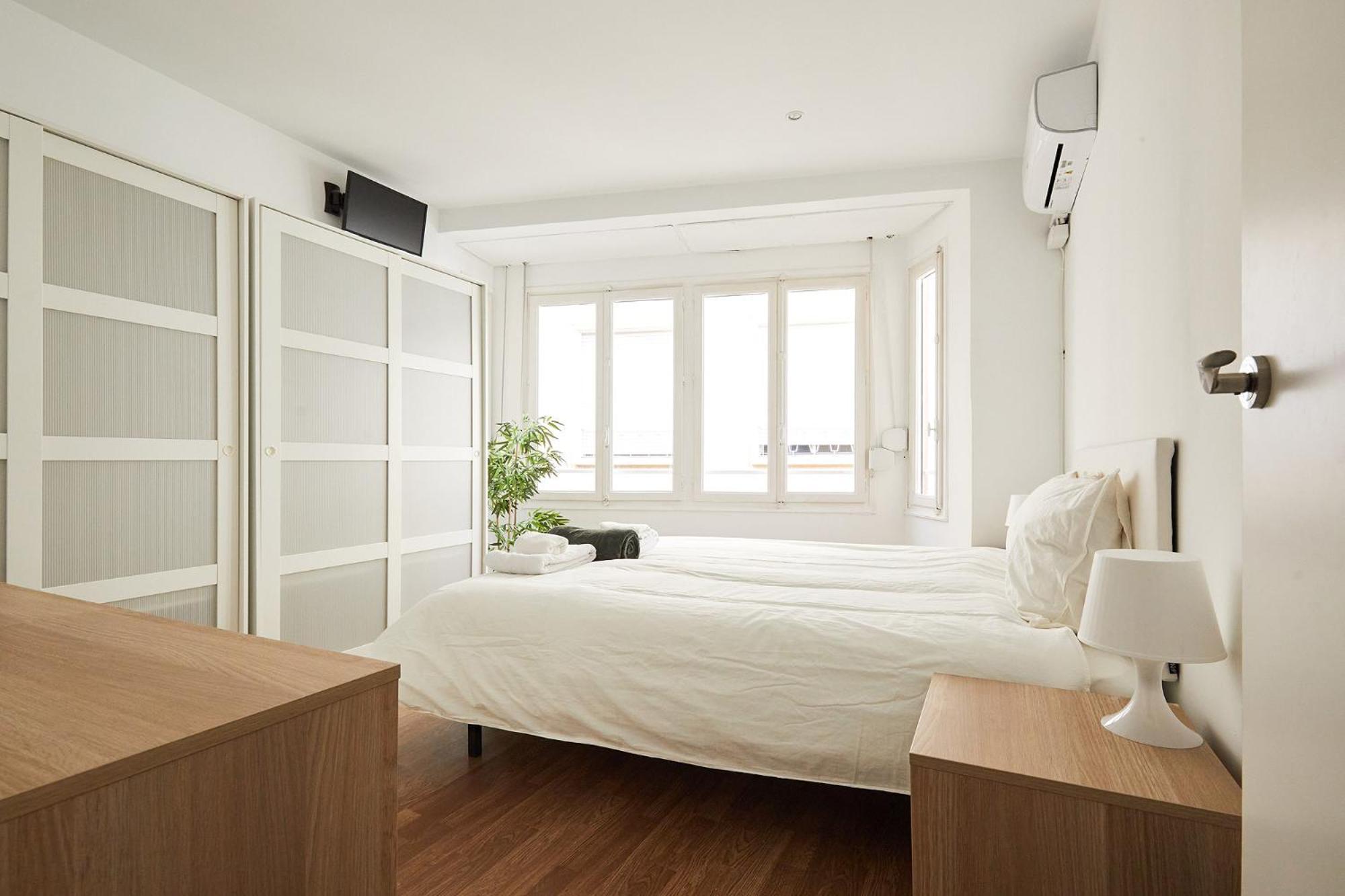 Low Cost Apartments Center Elche Eksteriør billede